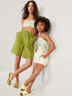 Old Navy Matching Printed Rashguard Top & Ruffled Bikini Swim Set For Baby -Allure Favour https3A2F2Foldnavy.gapcanada.ca2Fwebcontent2F00532F4142F4372Fcn53414437.jpg 640x